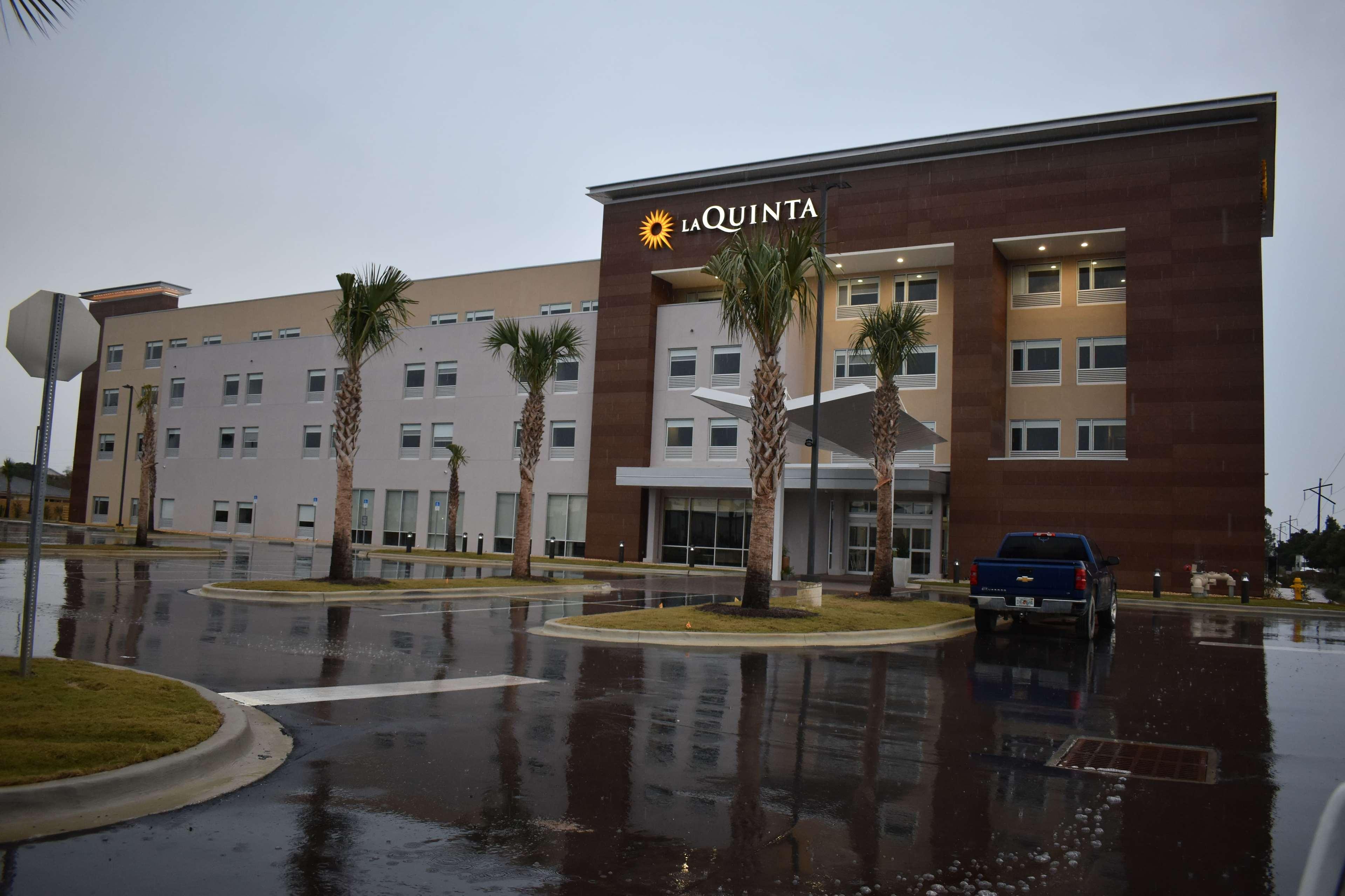 La Quinta Inn & Suites By Wyndham Miramar Beach-Destin Bagian luar foto