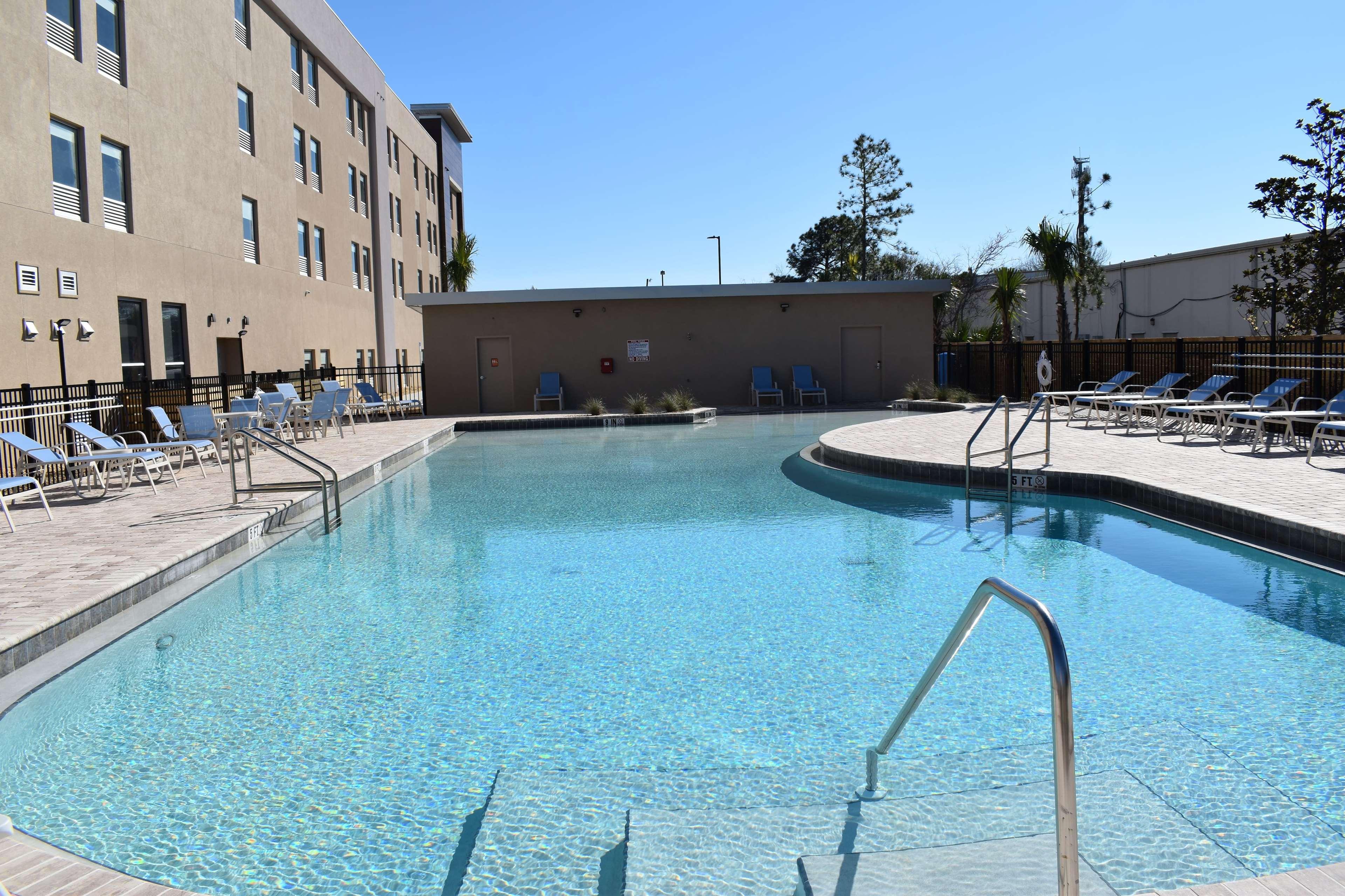 La Quinta Inn & Suites By Wyndham Miramar Beach-Destin Bagian luar foto