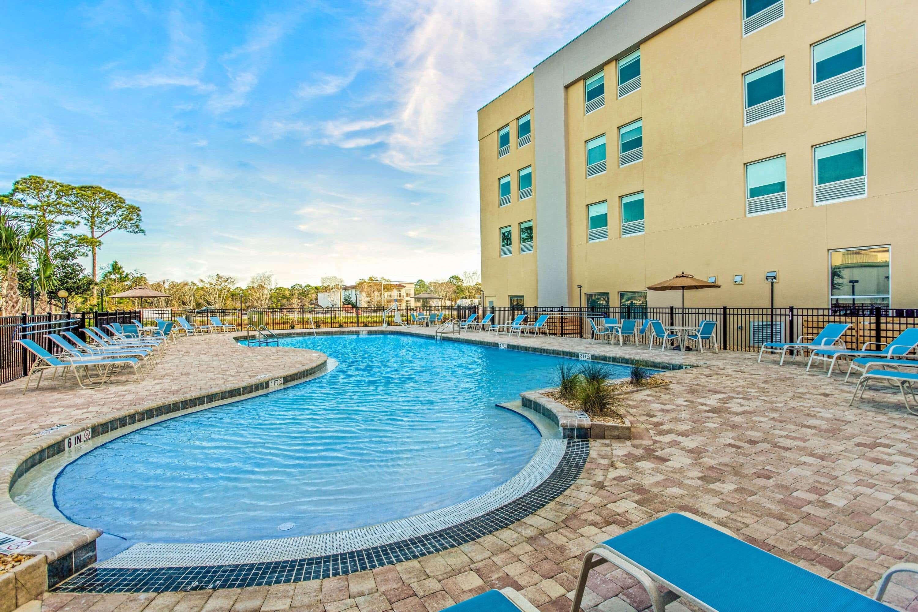 La Quinta Inn & Suites By Wyndham Miramar Beach-Destin Bagian luar foto